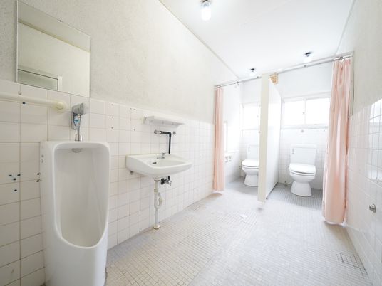 清潔なトイレスペース