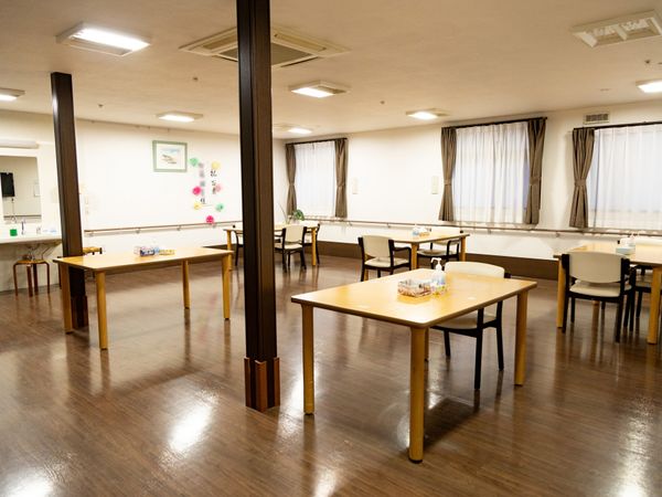 広々としたラウンジ