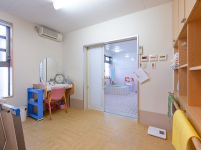 居室と浴室の入口