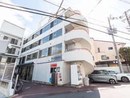 高層の外観