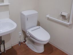 清潔なトイレ設備