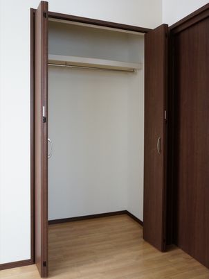 空の洋室クローゼット