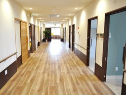 清潔感ある廊下