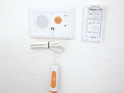 呼び出し装置の壁掛け
