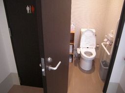 清潔感のあるトイレ空間