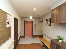 廊下の落ち着いた雰囲気