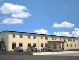 施設の明るい外観