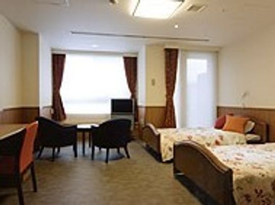 明るく広々とした居室