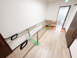廊下の手すり