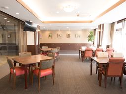 明るいダイニングルーム