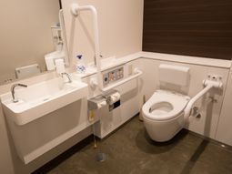 バリアフリーのトイレ設備