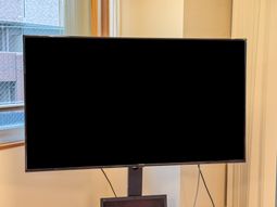 大画面のテレビ付き施設