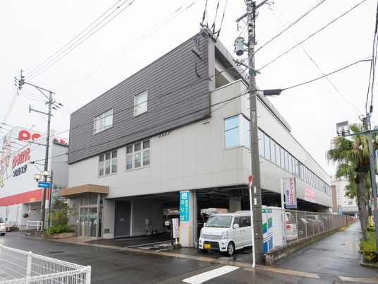 施設の外観