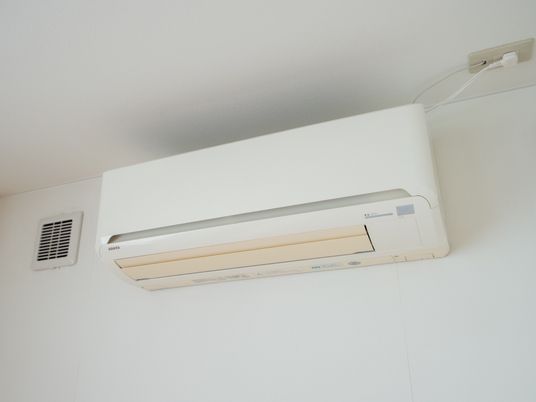 エアコンが設置された部屋