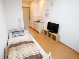 洋室の明るい居室