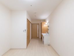 洗練された明るい居室