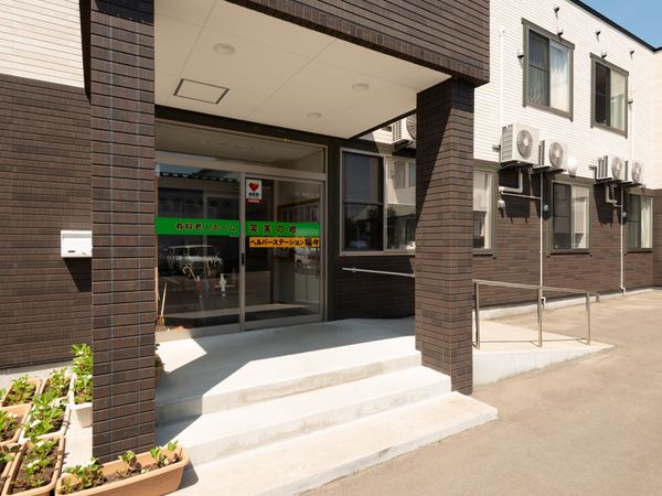 清潔感のあるエントランス