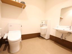 清潔なトイレの一室