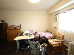 居室の日差し明るい空間