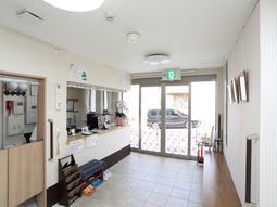 エントランス明るい空間