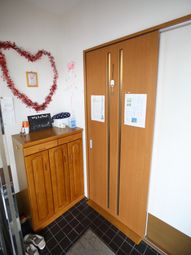 エントランスの明るい雰囲気