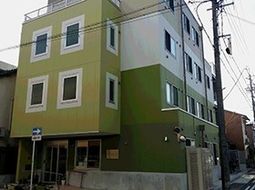 カラフルな建物のエクステリア