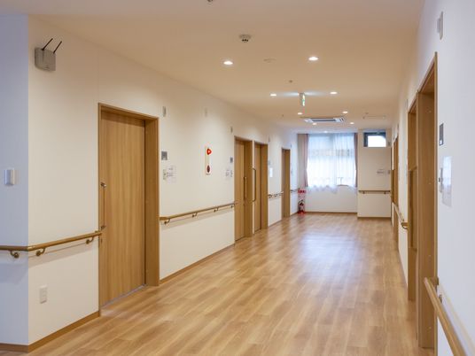 広々とした綺麗な廊下