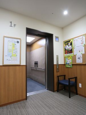 清潔感のあるエレベーター