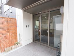 清潔なエントランス