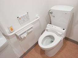 手すり付きトイレ器具
