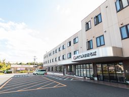 広々とした施設のエントランス