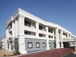 清潔感ある建物の外観