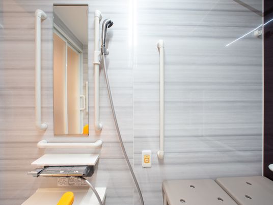 バリアフリーの洋室内設備
