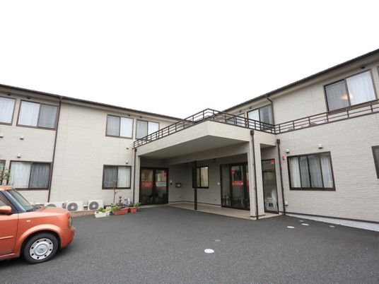 広々としたエントランス風景