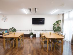 清潔なダイニングルーム