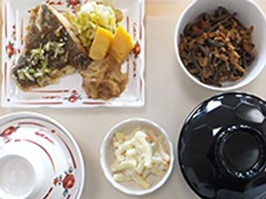 手作りの温かい食事
