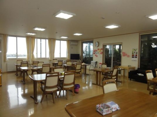 広々とした共用の食堂