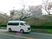桜並木の外観道路  