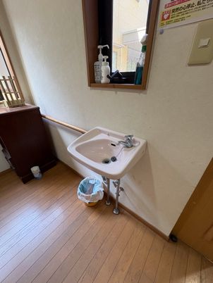シンプルな洗面所