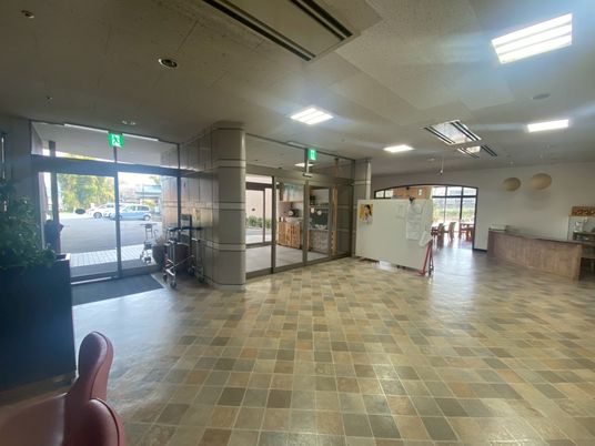 開放感あるエントランス