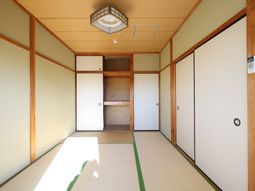 和室の居室空間