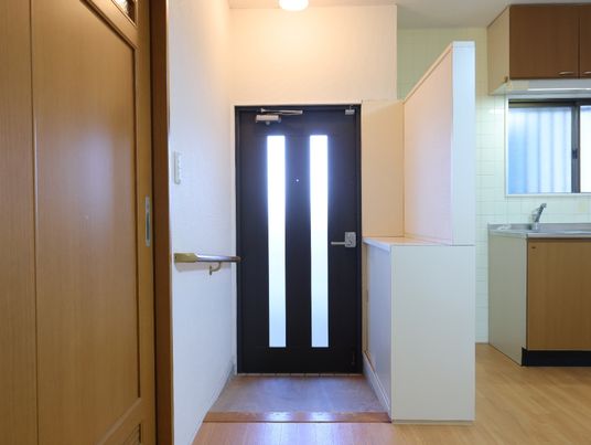 清潔な居室入口