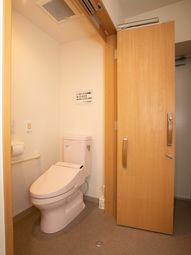 清潔なトイレの空間