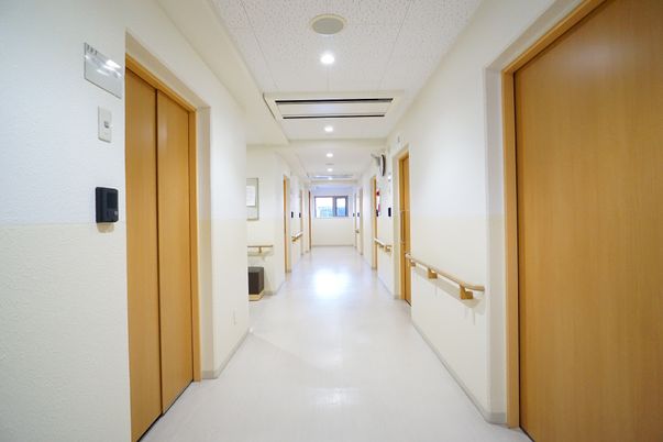 清潔感のある廊下