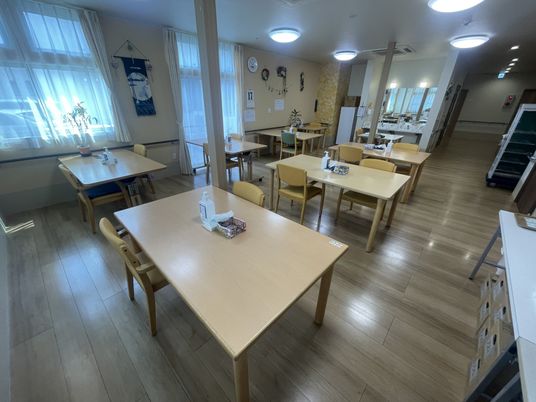 明るいダイニングルーム