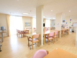 明るいダイニングルーム