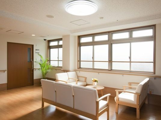 暖かみのある休憩室空間