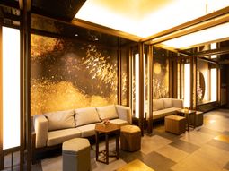 和風モダンな室内空間