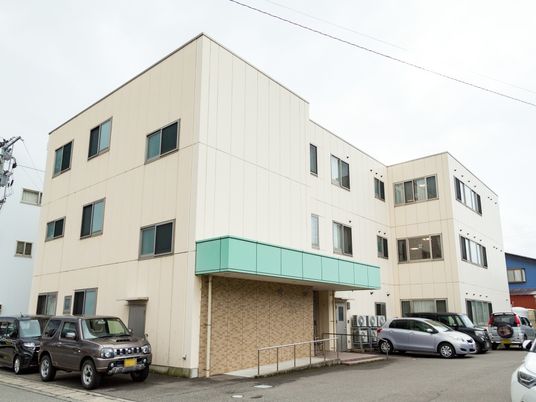 清潔な外観の建物