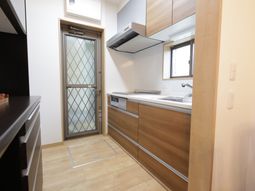 清潔なキッチン空間